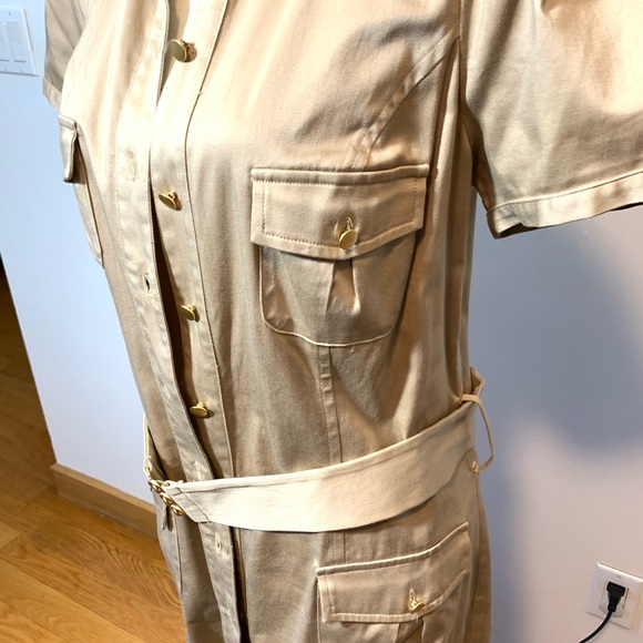 OC by OC Beige dress with gold buttons size 12-14 - Picture 5 of 10